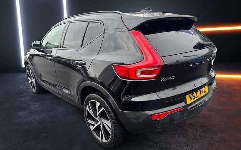 Used Volvo XC40 R-Design Pro 197 HP (144 kW) 2021 Black SUV