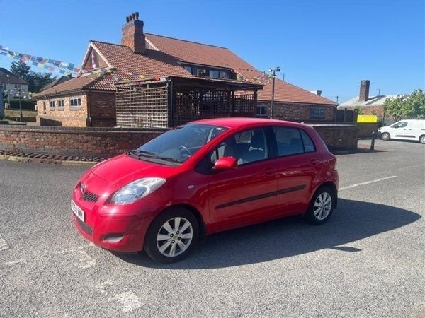 Red Used 2009 Toyota Yaris Hatchback | £4,490 (Fair price) - Image 1/1