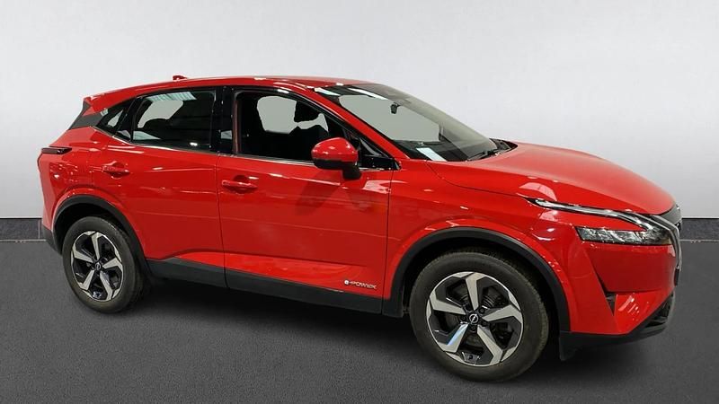 Used Nissan Qashqai Acenta Premium 190 HP (139 kW) 2022 Red SUV