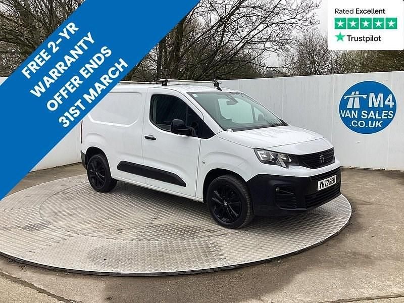 Used Peugeot Partner Premium 131 HP (96 kW) 2022 White MPV