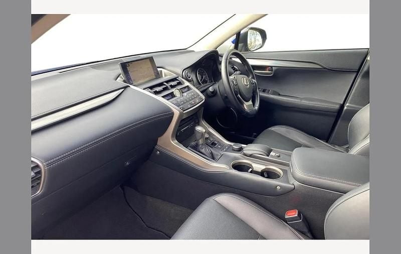 Used Lexus NX300h Luxury Line 195 HP (143 kW) 2016 Blue SUV