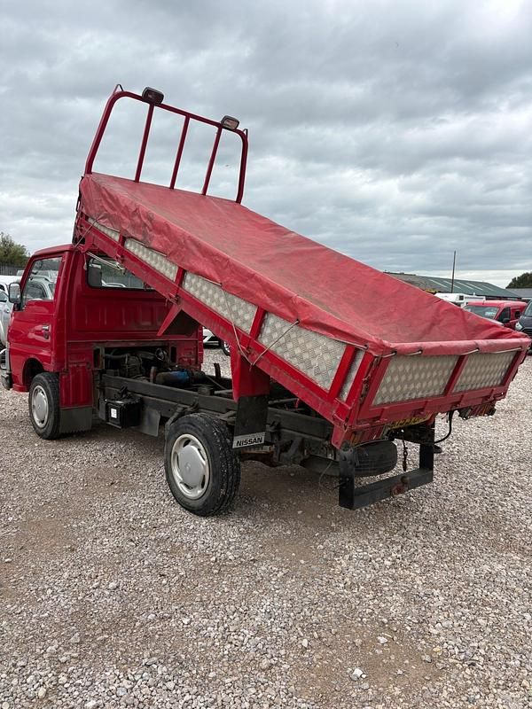 Used Nissan Cabstar 1992 Red Pickup