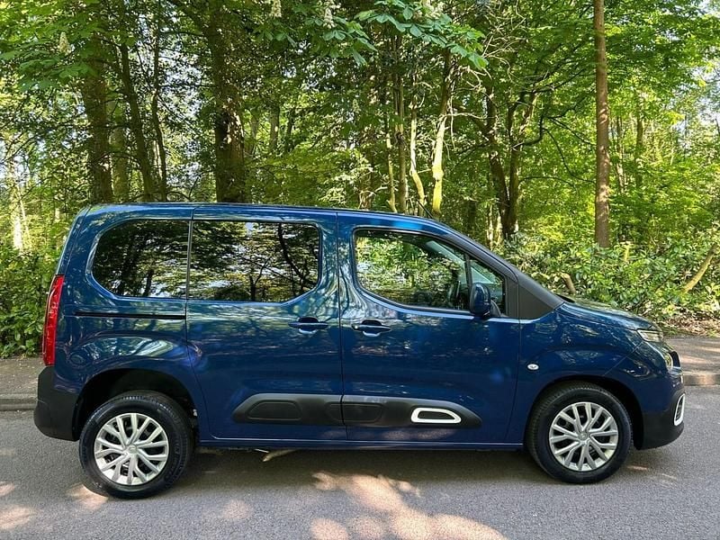 Used Citroën Berlingo Feel 2019 Blue MPV