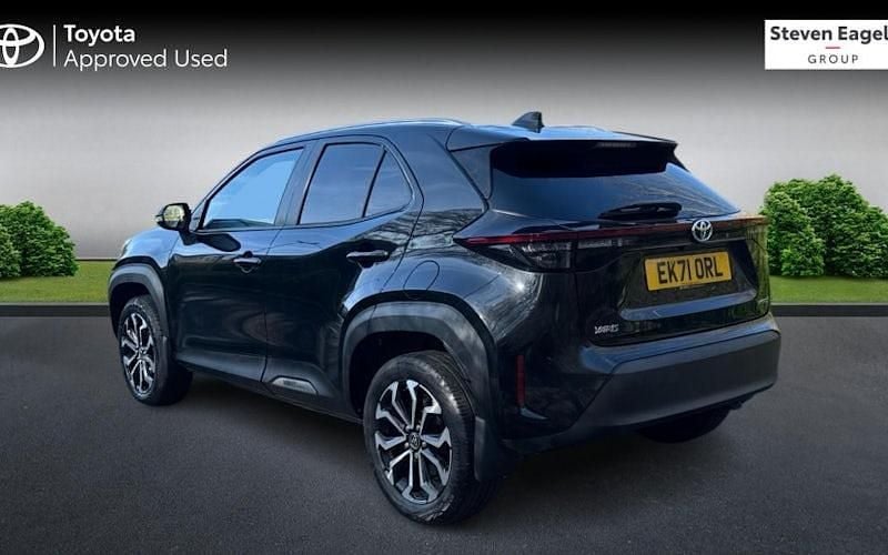 Used Toyota Yaris Hybrid Design 116 HP (85 kW) 2026 Estate