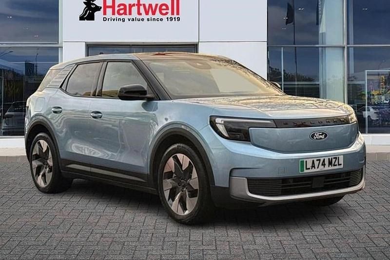 Blue Used 2024 Ford Explorer Premium SUV | £27,499 (Good price) - Image 1/1