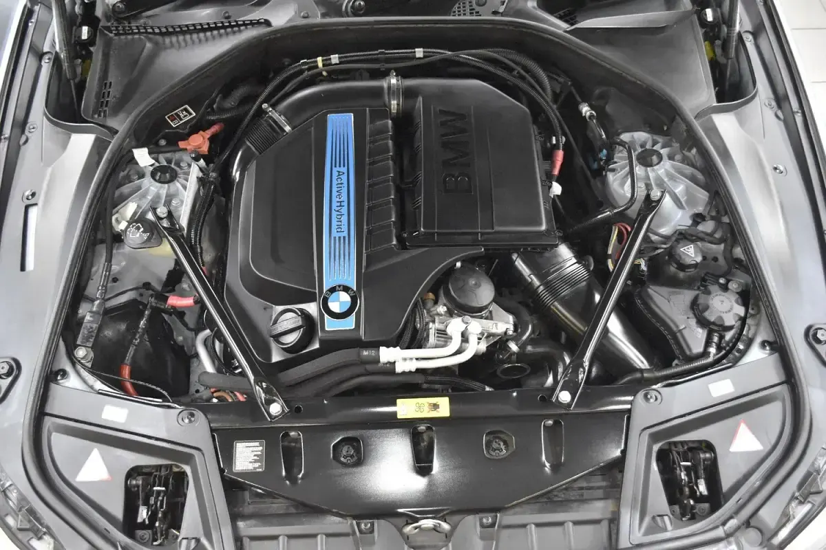 Used BMW ActiveHybrid 5 2012 Blue Sedan