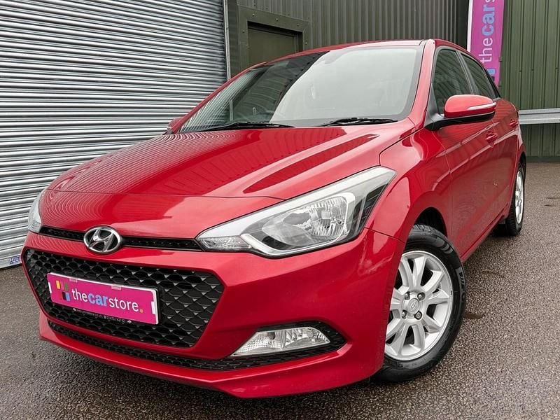Red Used 2016 Hyundai i20 SE Hatchback | £5,795 (Fair price) - Image 1/4