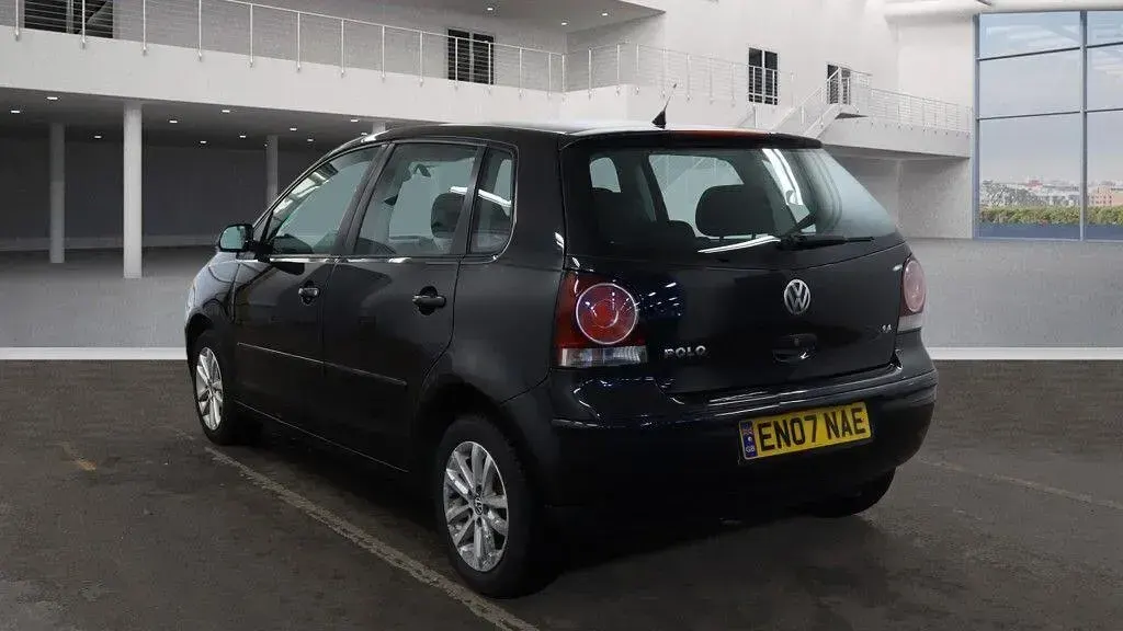 Used VW Polo S 80 HP (58 kW) 2007 Black Hatchback