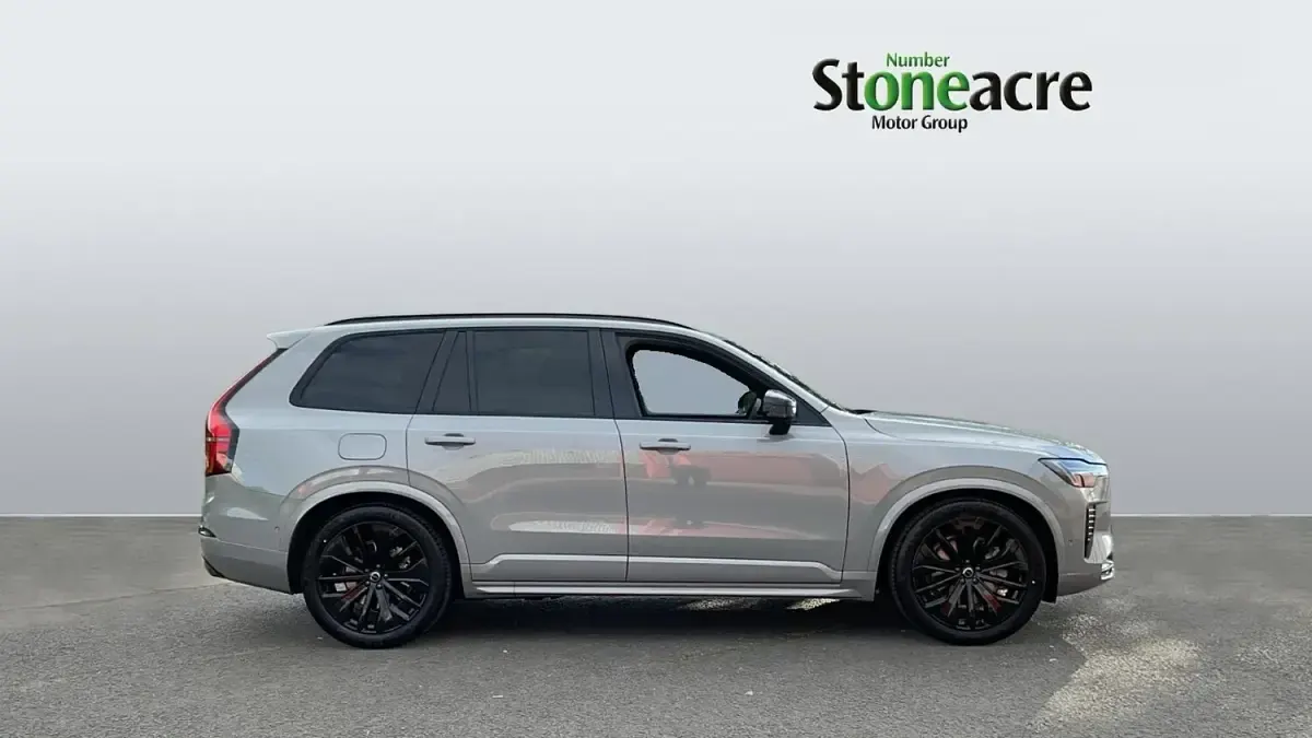 New Volvo XC90 Plus 2026 Grey SUV