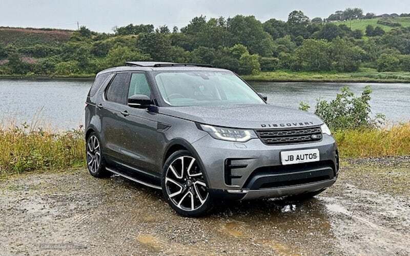 Grey Used 2017 Land Rover Discovery 5 SE SUV | £21,950 (Super price) - Image 1/4