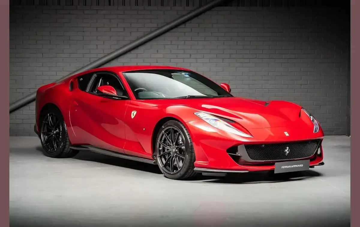 Used Ferrari 812 788 HP (579 kW) 2018 Red Coupe