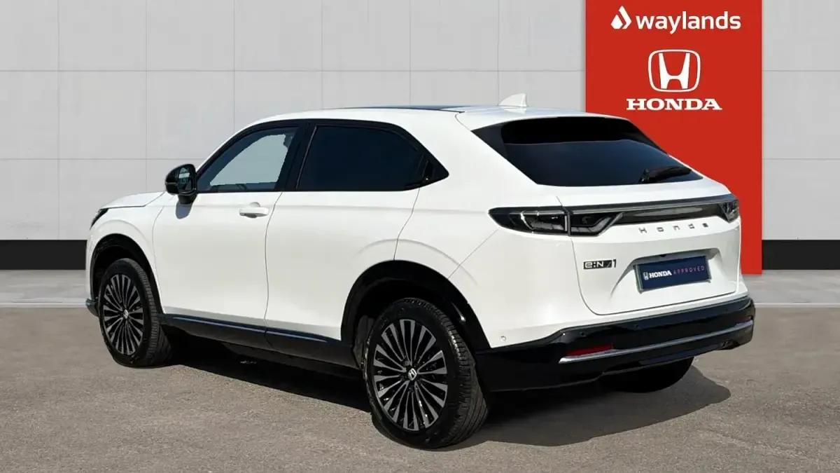Used Honda e Advance 11 kW (15 HP) 2024 White Hatchback
