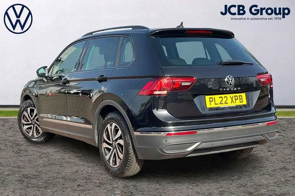 Used VW Tiguan Active 150 HP (110 kW) 2022 Black SUV