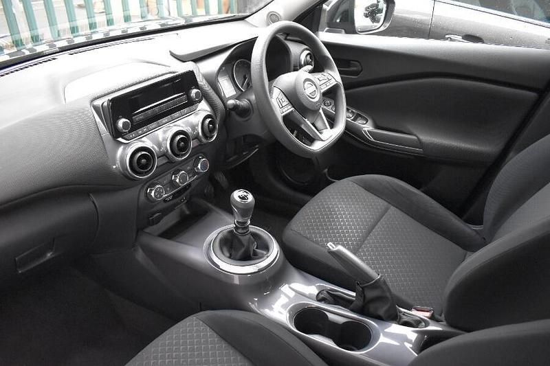 Used Nissan Juke Visia 117 HP (86 kW) 2023 Black SUV