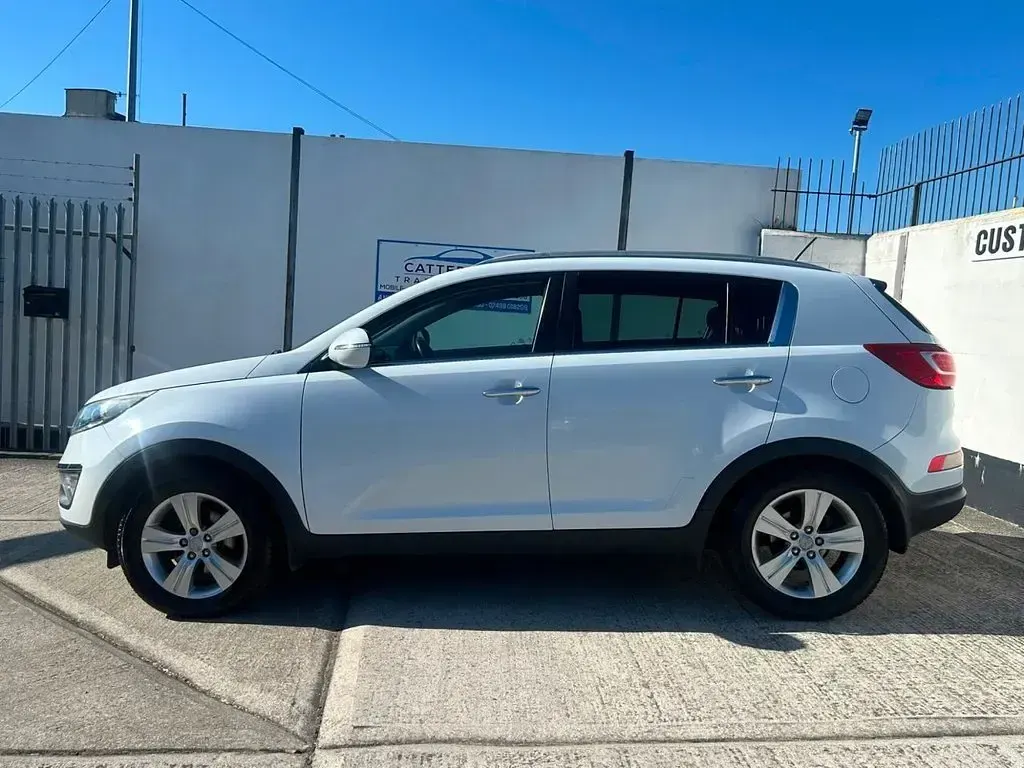 Used Kia Sportage 114 HP (83 kW) 2012 White SUV