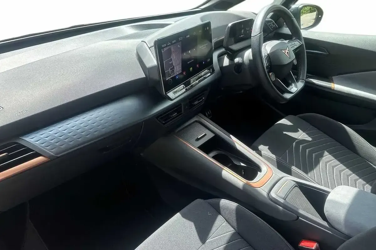 Used Cupra Born e-Boost 169 kW (230 HP) 2023 Vapor grey Hatchback