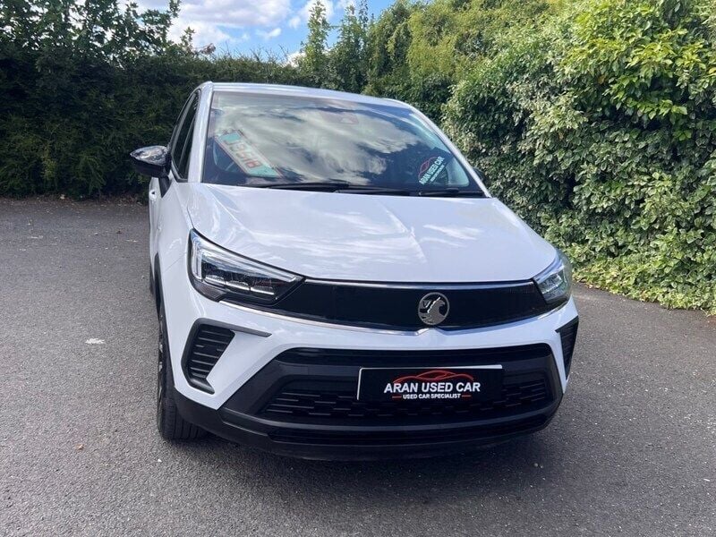 White Used 2023 Vauxhall Crossland Design Edition SUV | £9,999 - Image 1/4