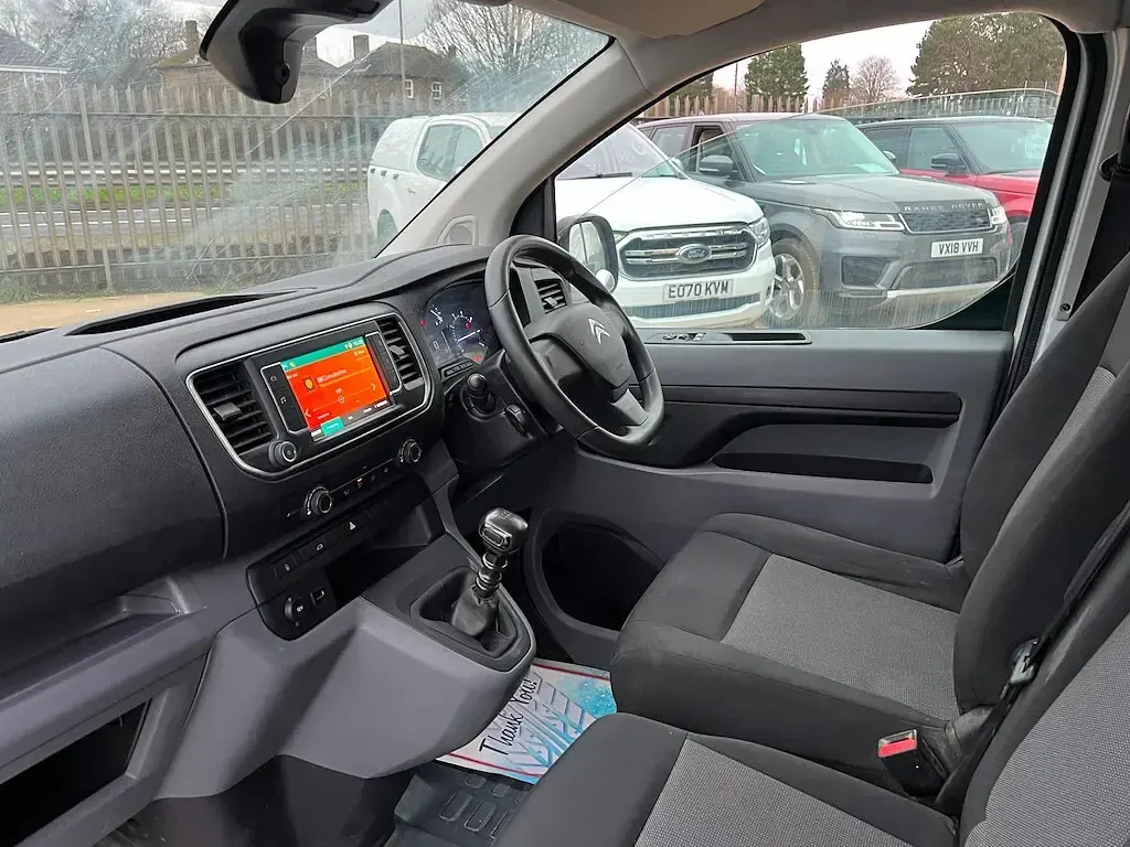 Used Citroën Dispatch 2022 White MPV