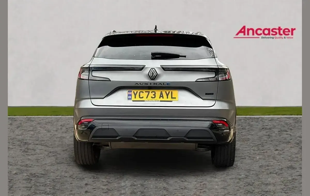 Used Renault Austral Iconic Esprit Alpine 200 HP (147 kW) 2023 Other SUV