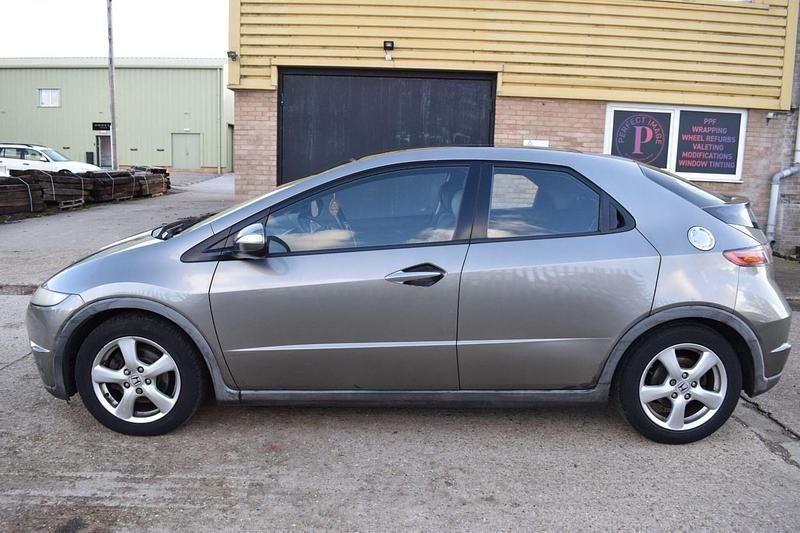 Used Honda Civic ES 2008 Grey Hatchback