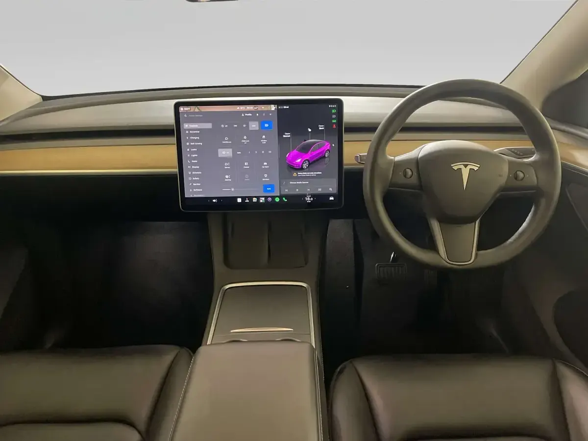 Used Tesla Model Y Long Range AWD 282 kW (384 HP) 2022 White SUV
