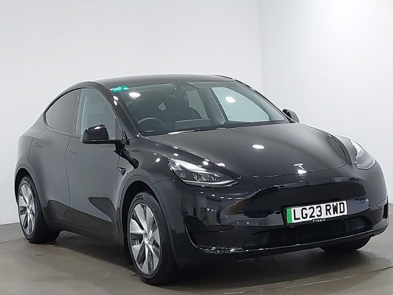 Black Used 2023 Tesla Model Y RWD SUV | £26,498 (Fair price) - Image 1/4