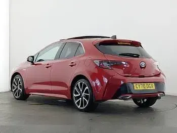 Used Toyota Corolla 184 HP (135 kW) 2020 Red Hatchback