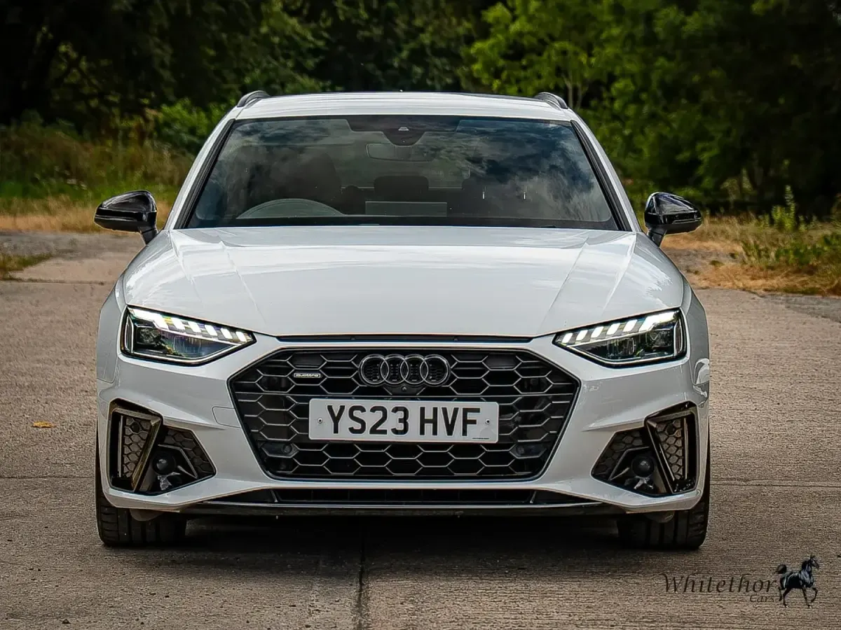 Used Audi A4 Black Edition 190 HP (139 kW) 2023 White Estate