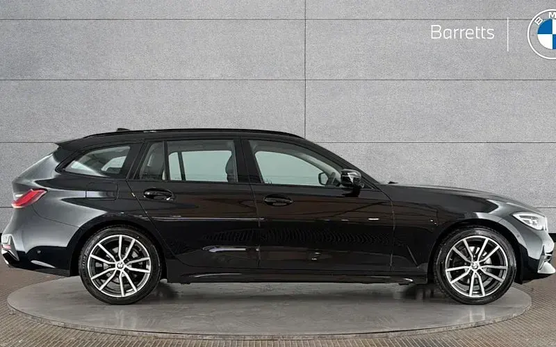 Used BMW 320 Sport Line 184 HP (135 kW) 2021 Estate