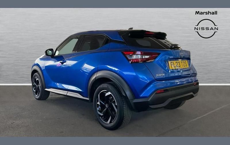 Used Nissan Juke N-Connecta 114 HP (83 kW) 2023 Blue SUV