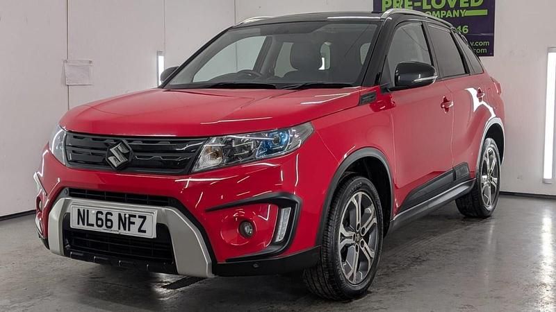 Red/black Used 2016 Suzuki Vitara SZ5 Hatchback | £8,000 (Fair price) - Image 1/3