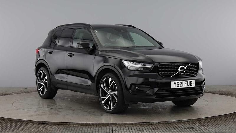 Used 2021 Volvo XC40 R-Design Pro SUV | £25,690 (Fair price) - Image 1/4