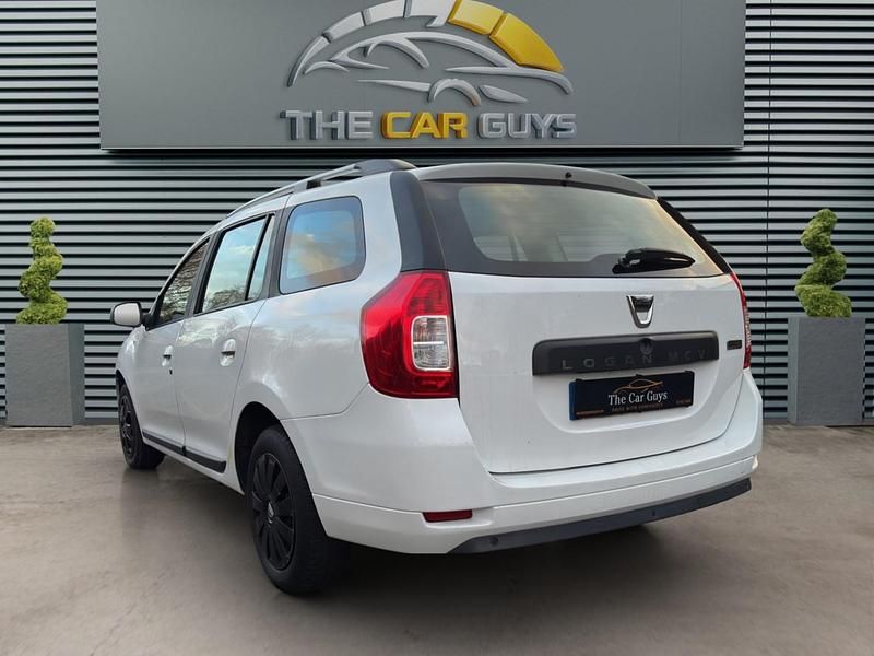 Used Dacia Logan MCV Lauréate 2017 White Estate