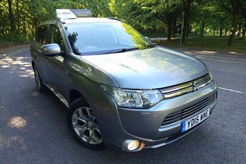 Used 2015 Mitsubishi Outlander P-HEV | £7,995 (Fair price) - Image 1/1
