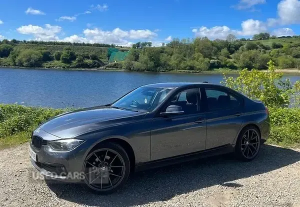 Usado BMW 316 2017 Gris Berlina