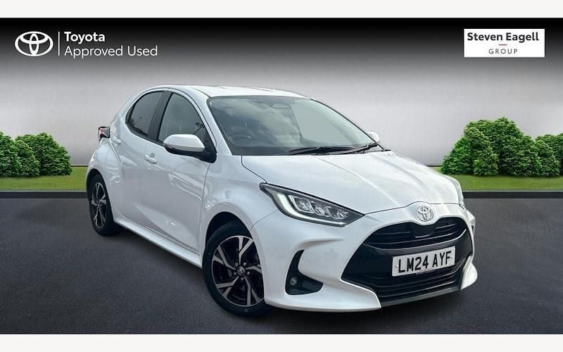 Used Toyota Yaris Hybrid Design 116 HP (85 kW) 2026 Hatchback