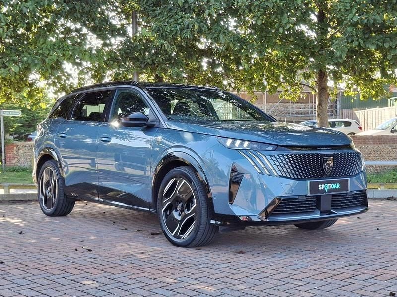 Blue Used 2024 Peugeot e-5008 GT SUV | £39,500 - Image 1/4