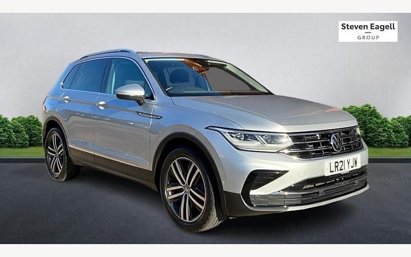 Used 2023 VW Tiguan Elegance SUV | £23,499 (Good price) - Image 1/3