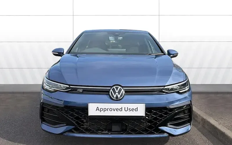 Used VW Golf VIII R-line 150 HP (110 kW) 2025 Blue Hatchback
