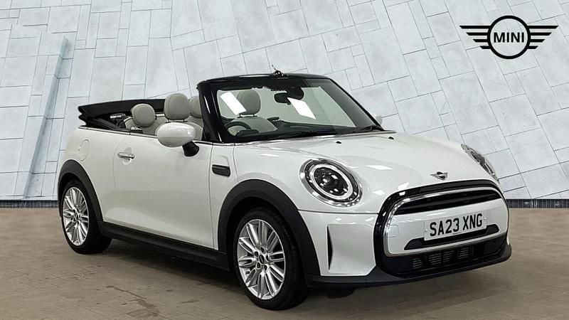 White Used 2023 Mini Cooper Exclusive Hatchback | £20,295 (Fair price) - Image 1/4