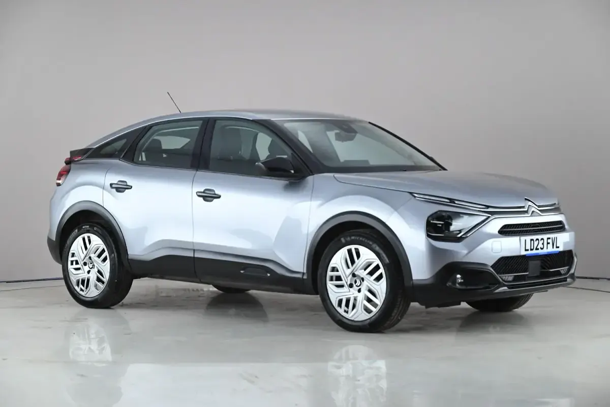 Used Citroën C4 PureTech 101 HP (74 kW) 2023 SUV