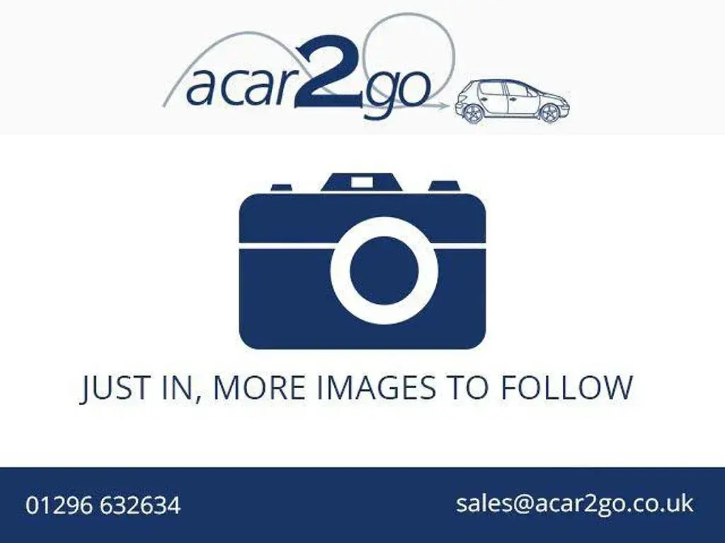 Used Renault Captur Dynamique 90 HP (66 kW) 2017 Cream/black SUV