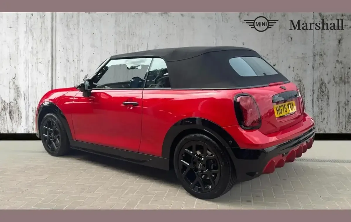 Used Mini Cooper Cabriolet Sport 201 HP (147 kW) 2026 Red Cabriolet