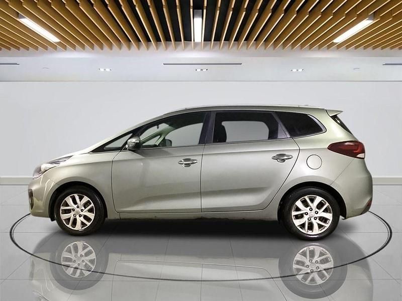 Used Kia Carens 133 HP (97 kW) 2018 Silver MPV