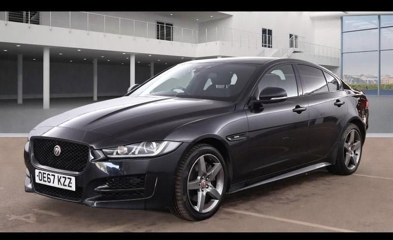 Used Jaguar XE R-Sport 240 HP (176 kW) 2017 Black Sedan