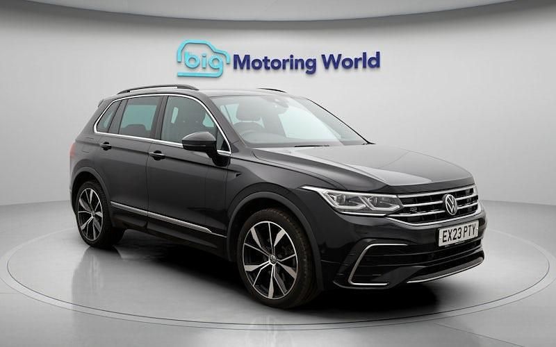 Used VW Tiguan R-line 245 HP (180 kW) 2023 Black SUV
