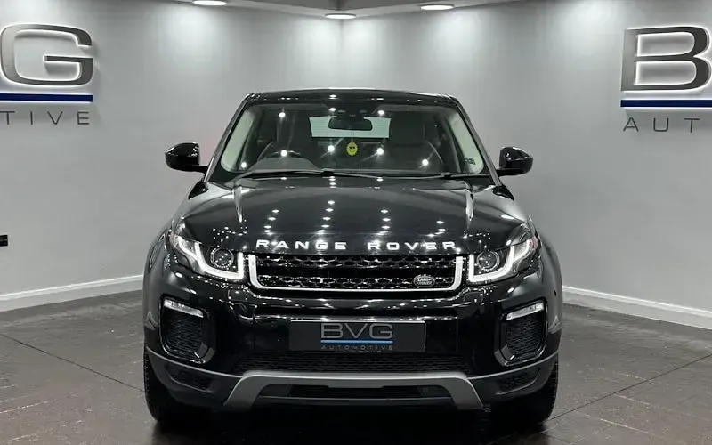 Used Land Rover Range Rover evoque SE 179 HP (131 kW) 2018 Hatchback