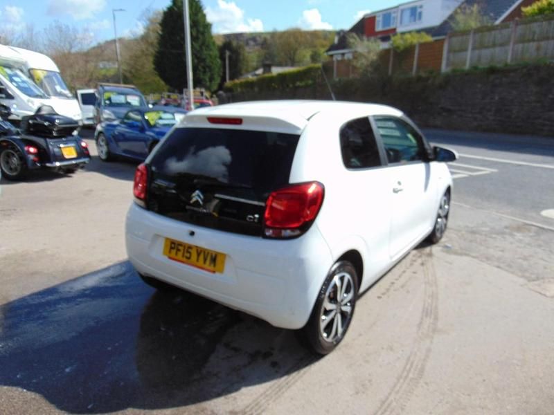 Usado Citroën C1 Flair 82 HP (60 kW) 2015 Branco Citadino