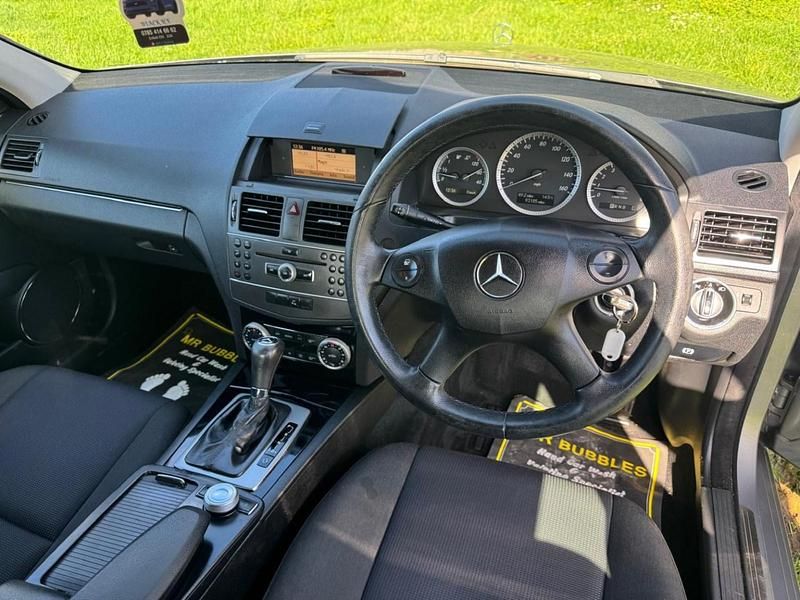 Used Mercedes C180 SE 156 HP (114 kW) 2010 Silver Sedan