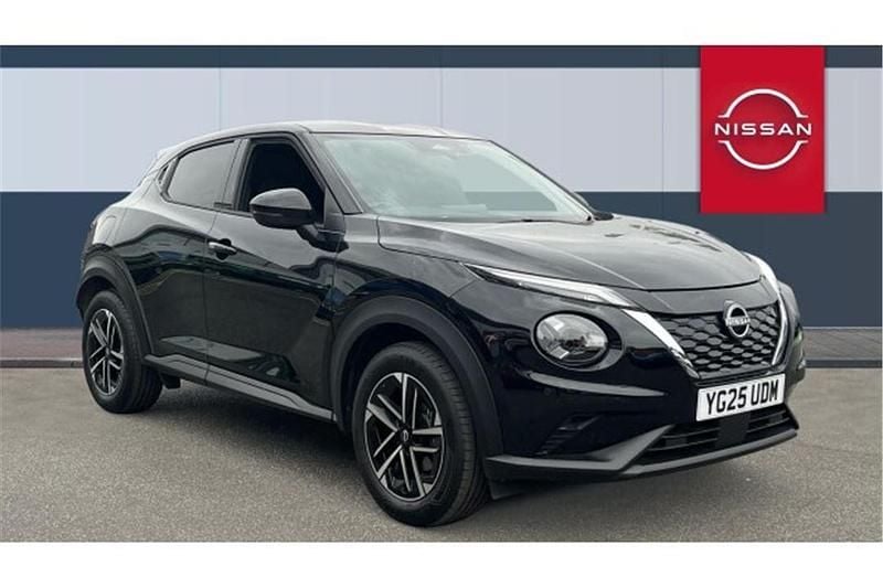 Black Used 2025 Nissan Juke N-Connecta SUV | £21,312 (Fair price) - Image 1/4
